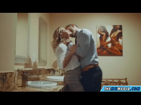 ❤️ Kad krūtiska blondīne pavedina tevi publiskā tualetē ❤️ Slepkavības pie lv.sexafinkarasskaz.ru ️❤